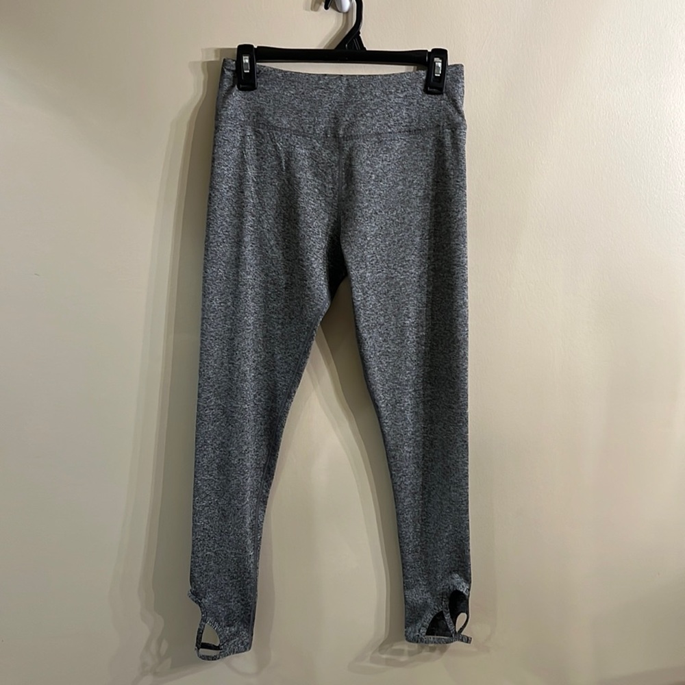 Motion by Coalition leggings  designed in Los Angeles, Gray, Size M lattice hem
